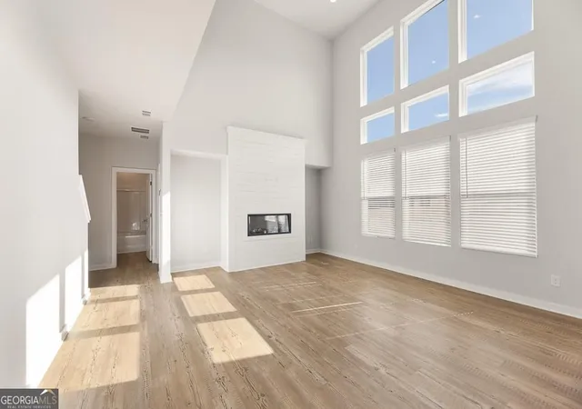 Photo 4 of Single family home for sale at 5619 Rosehall Pl, Atlanta, GA 30349 | MLS# 10810050 | Listing updated on 2026-09-07