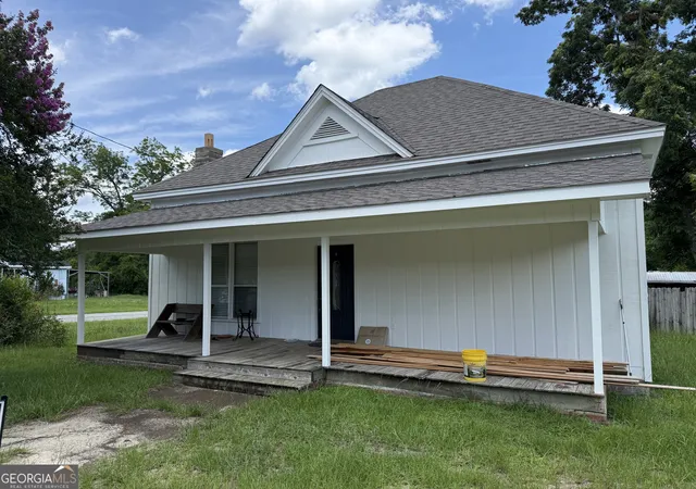 Homes for sale in Metter, GA | 96 Simmons St, Metter, GA 30439 | MLS# 10786211