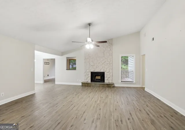 Photo 3 of Sale Pending at 1485 Barrier Rd, Marietta, GA 30066 | MLS# 10774754 | Listing updated on 2026-09-16