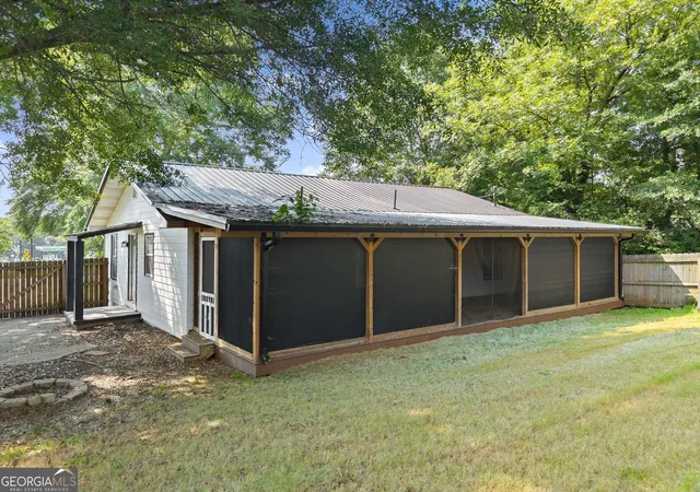 Photo 4 of Single family home for sale at 5702 Church St, Flowery Branch, GA 30542 | MLS# 10796897 | Listing updated on 2026-09-04