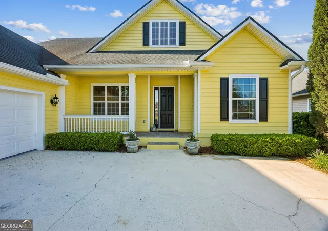 Homes for sale in Saint Marys, GA | 116 Oarsman Xing, Saint Marys, GA 31558 | MLS# 10735985