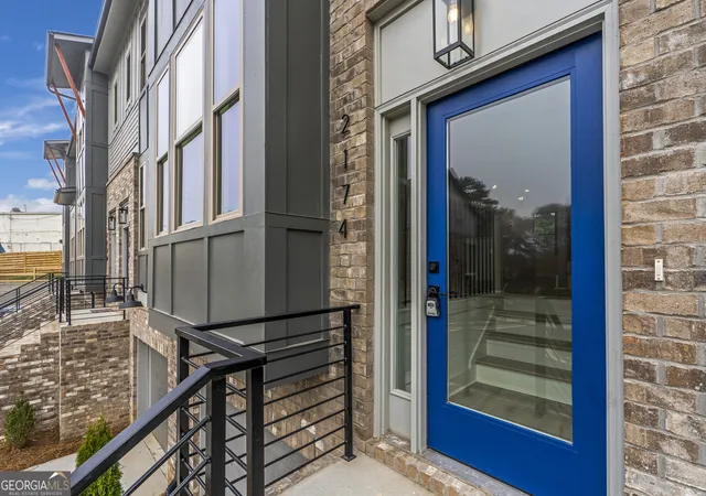Photo 3 of Sale Pending at 2174 Avion Way #11, Atlanta, GA 30341 | MLS# 10282100 | Listing updated on 2026-01-14