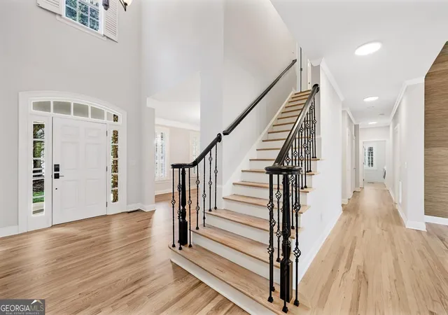 Photo 3 of Single family home for sale at 2090 Lake Windward Dr, Alpharetta, GA 30005 | MLS# 10736387 | Listing updated on 2026-09-03