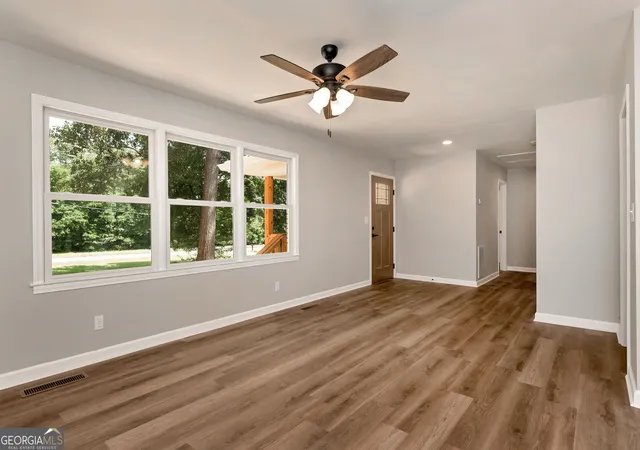 Photo 3 of Single family home for sale at 2357 Comer Rd, Comer, GA 30629 | MLS# 10832270 | Listing updated on 2026-09-08
