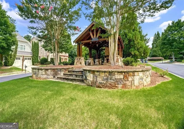 Photo 3 of Sale Pending at 3140 Stonecrest Dr Se, Cumming, GA 30041 | MLS# 10819630 | Listing updated on 2026-10-05