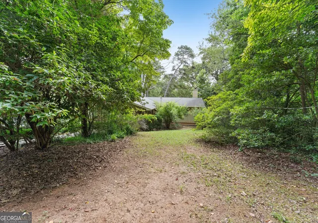 Photo 3 of Single family home for sale at 1640 Williams Cir, Cumming, GA 30041 | MLS# 10813448 | Listing updated on 2026-08-12