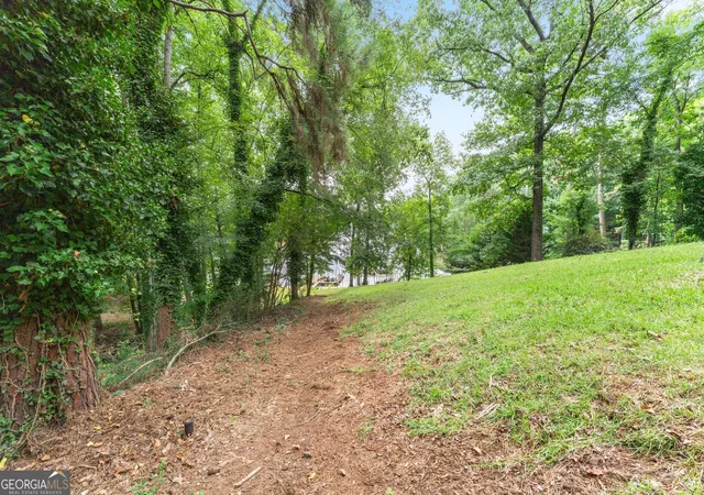 Photo 4 of Single family home for sale at 1640 Williams Cir, Cumming, GA 30041 | MLS# 10813448 | Listing updated on 2026-08-12