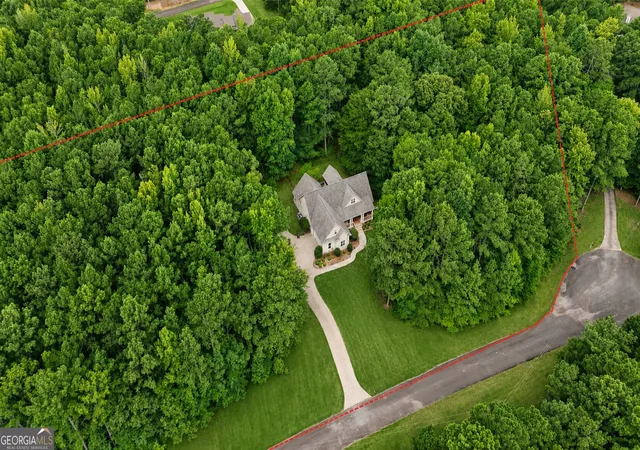 3rd image of 405 Barouche Dr, Thomaston, GA 30286 | MLS# 10832203
