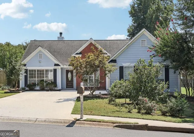 1st image of 2780 Lady Guinevere Ln, Lawrenceville, GA 30044 | MLS# 10829641
