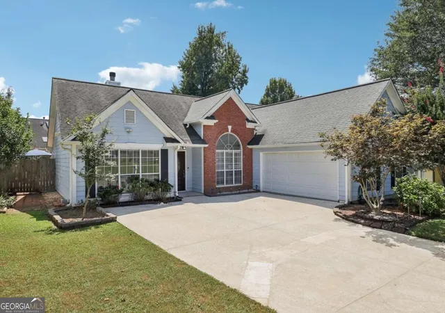 2nd image of 2780 Lady Guinevere Ln, Lawrenceville, GA 30044 | MLS# 10829641