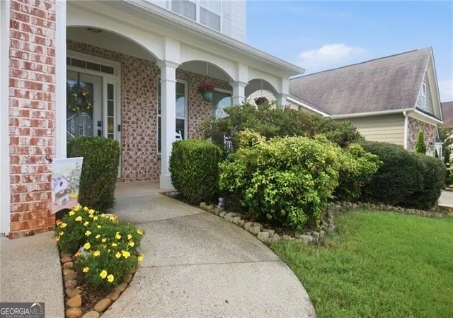 Photo 4 of Single family home for sale at 171 Mill Crk Dr, Canton, GA 30115 | MLS# 10820824 | Listing updated on 2026-08-20