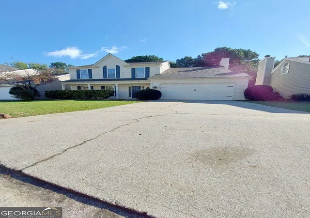 2nd image of 11830 Carriage Park Ln, Johns Creek, GA 30097 | MLS# 10826465