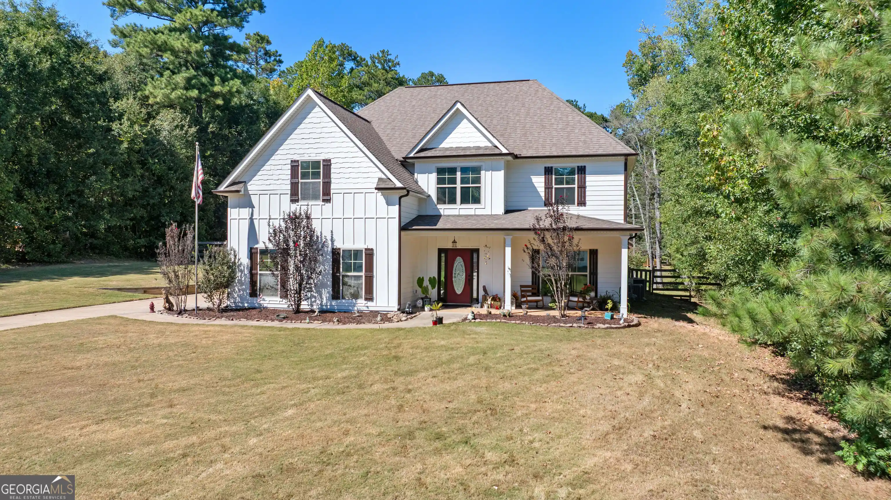 Photo 1 of Single family home for sale at 220 Honey Ln, Fayetteville, GA 30214 | MLS# 10856948 | Listing updated on 2026-10-15