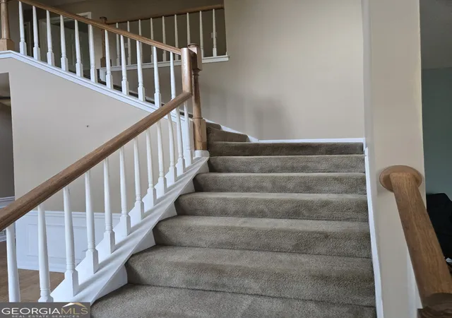 4th image of 6794 Winterberry Ridge Dr, Stone Mountain, GA 30087 | MLS# 10817054