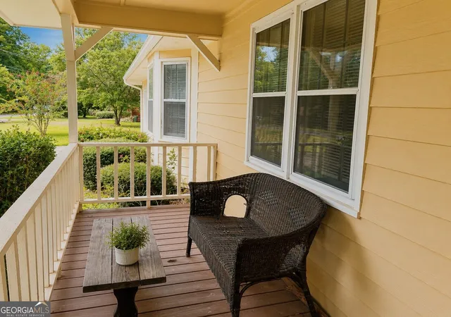 Photo 3 of Single family home for sale at 205 Meadowbrook Dr, Mcdonough, GA 30253 | MLS# 10834931 | Listing updated on 2026-09-11