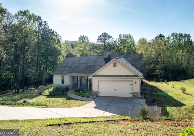 Homes for sale in Danielsville, GA | 285 Mama B Dr, Danielsville, GA 30633 | MLS# 10727469