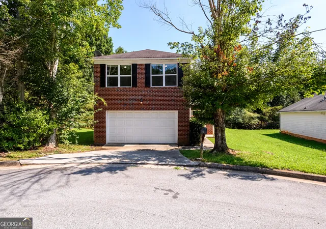 Photo 1 of Single family home for sale at 6550 Browns Mill Ferry Dr, Lithonia, GA 30038 | MLS# 10822239 | Listing updated on 2026-08-22