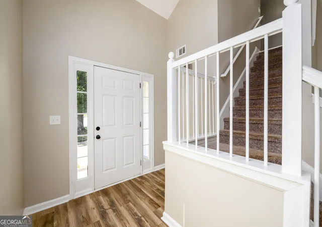 Photo 3 of Single family home for sale at 6550 Browns Mill Ferry Dr, Lithonia, GA 30038 | MLS# 10822239 | Listing updated on 2026-10-12