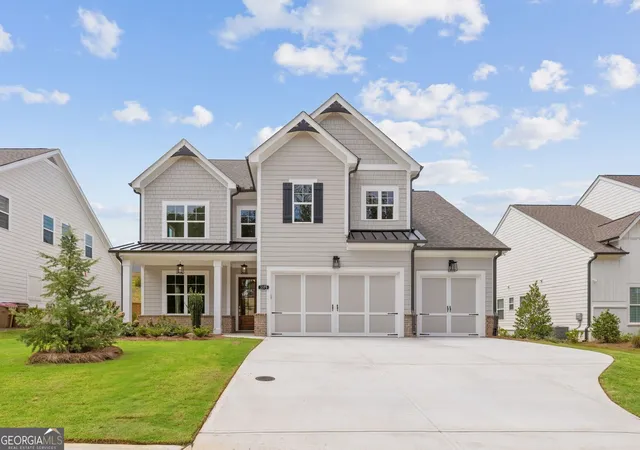 Photo 1 of Single family home for sale at 3375 Hillshire Dr, Cumming, GA 30028 | MLS# 10832508 | Listing updated on 2026-09-18