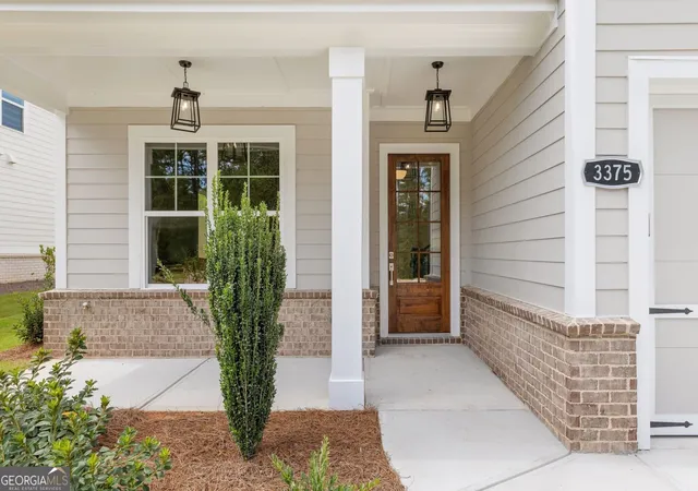 Photo 2 of Single family home for sale at 3375 Hillshire Dr, Cumming, GA 30028 | MLS# 10832508 | Listing updated on 2026-09-18
