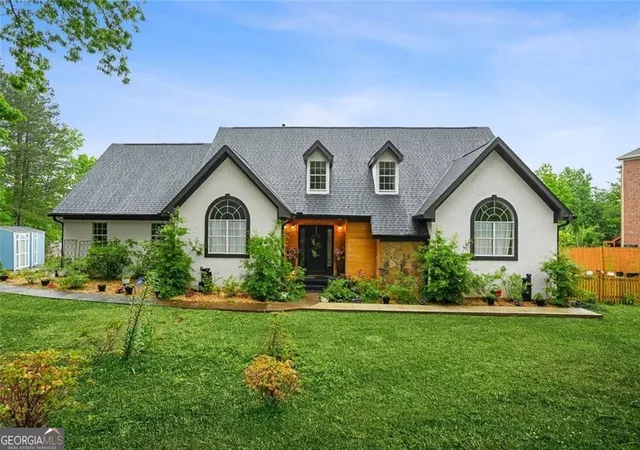 Photo 1 of Single family home for sale at 1229 Park Pl Dr, Jonesboro, GA 30236 | MLS# 10802214 | Listing updated on 2026-09-18