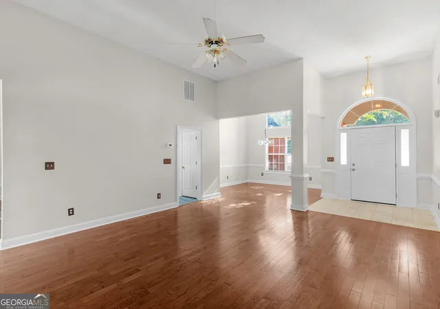 Photo 2 of Single family home for sale at 1425 Shingle Wy, Mcdonough, GA 30252 | MLS# 10833093 | Listing updated on 2026-09-28