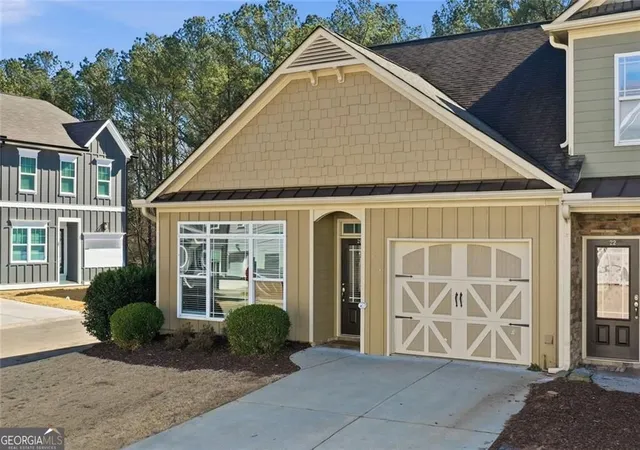 Photo 3 of Townhouse for sale at 28 Sandstone Dr, Jasper, GA 30143 | MLS# 10690081 | Listing updated on 2026-03-26