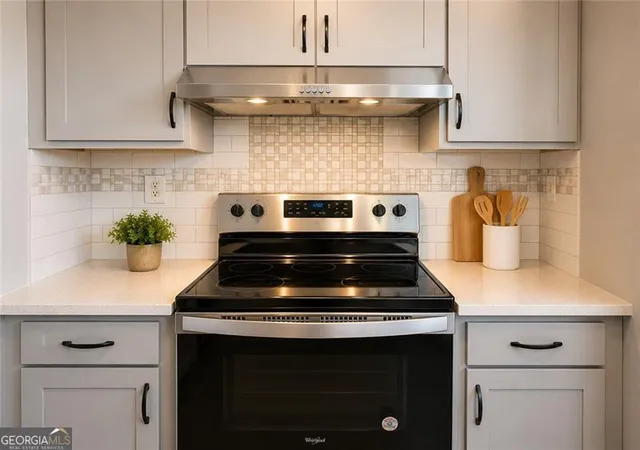 Photo 2 of Townhouse for sale at 2543 Bradford Sq Ne, Atlanta, GA 30345 | MLS# 10782507 | Listing updated on 2026-06-24