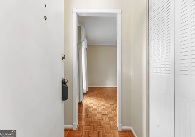 Listing Photo 5 - Condo for sale in building located at 3825 Lavista Rd, Tucker, GA 30084 - Unit #Y1