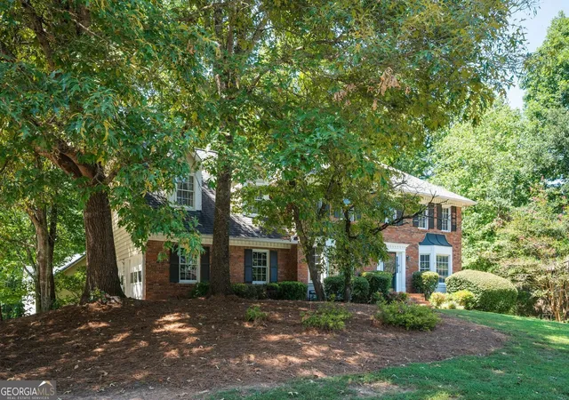 Photo 3 of Single family home for sale at 4962 Thornwood Tr Nw, Acworth, GA 30102 | MLS# 10833995 | Listing updated on 2026-09-14