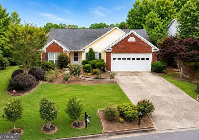 Homes for sale in Suwanee, GA | 2130 Saint Thomas Wy, Suwanee, GA 30024 | MLS# 10798496