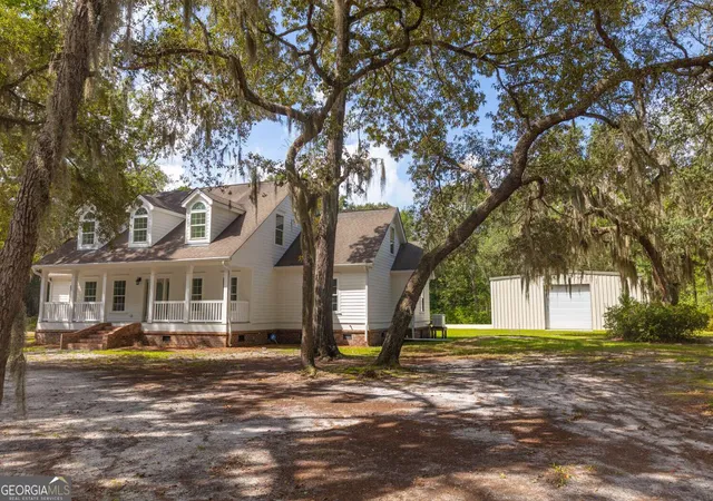 Photo 2 of Single family home for sale at 691 Kings Rd, Midway, GA 31320 | MLS# 10816008 | Listing updated on 2026-09-09