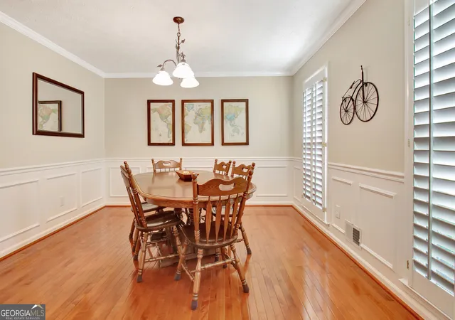 Photo 3 of Sale Pending at 130 Benjamin Cir, Fayetteville, GA 30214 | MLS# 10619037 | Listing updated on 2025-12-17