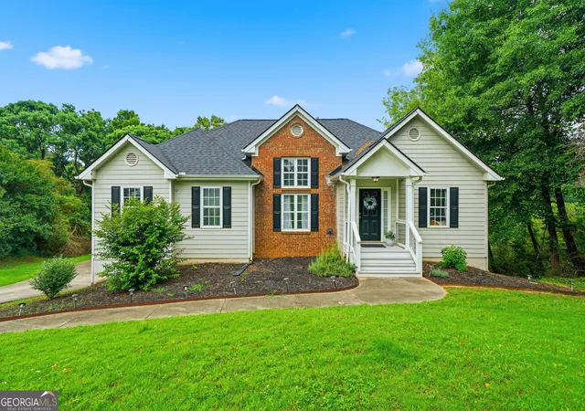 Photo 1 of Single family home for sale at 7002 Estates Ct, Loganville, GA 30052 | MLS# 10782076 | Listing updated on 2026-09-06