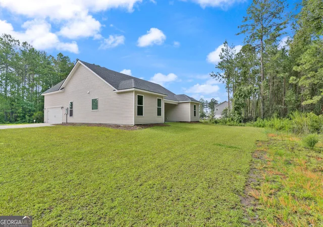 Photo 3 of Sale Pending at 109 Wave Break Ct, Kingsland, GA 31548 | MLS# 10545287 | Listing updated on 2026-09-06