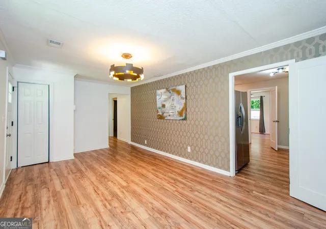 Photo 2 of Single family home for sale at 1251 Elizabeth Ave Sw, Atlanta, GA 30310 | MLS# 10821256 | Listing updated on 2026-08-21