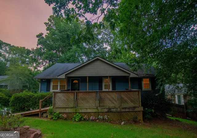 2nd image of 3180 Oak Dr, Lawrenceville, GA 30044 | MLS# 10813134