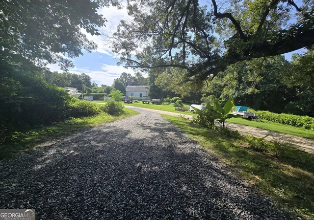 Photo 3 of Sale Pending at 5402-08 Mount Shores Cir, Gainesville, GA 30506 | MLS# 10826254 | Listing updated on 2026-10-08