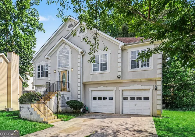 Photo 2 of Sale Pending at 715 Sylvia Ct, Riverdale, GA 30296 | MLS# 10785051 | Listing updated on 2026-09-09