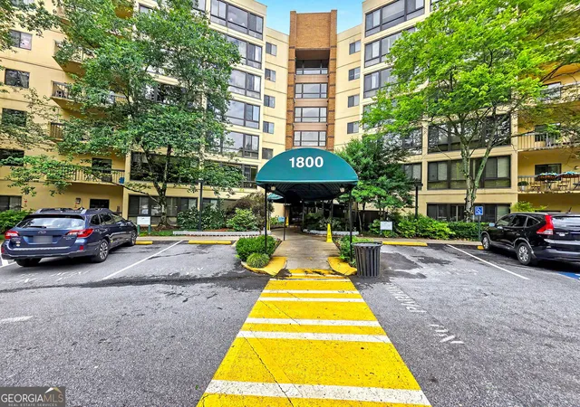 2nd image of 1800 Clairmont Lake #301, Decatur, GA 30033 | MLS# 10830941