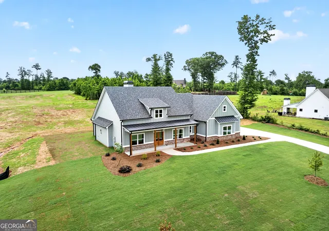 Homes for sale in Williamson, GA | 332 Cammie Wy, Williamson, GA 30292 | MLS# 10792035