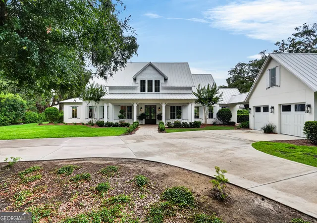 1st image of 102 Adams Dr, Saint Simons Island, GA 31522 | MLS# 10778063