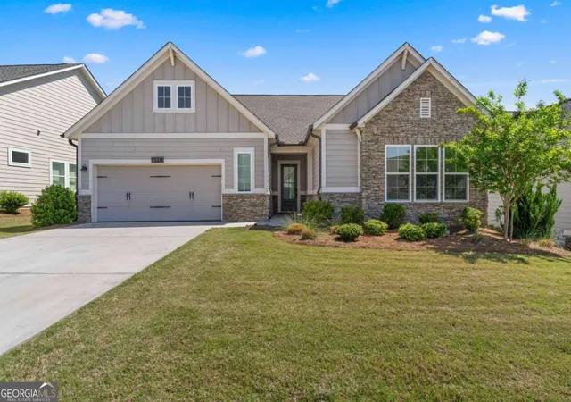 2nd image of 6931 Scenic Overlook Tr, Flowery Branch, GA 30542 | MLS# 10816484
