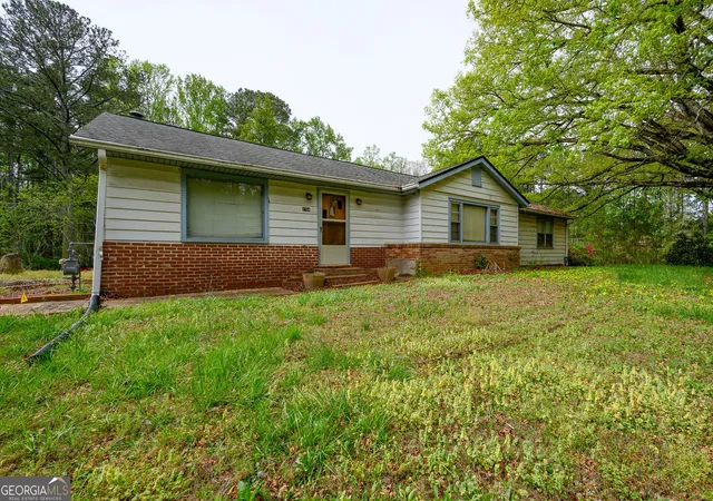 Photo 3 of Single family home for sale at 2704 County Line Rd Nw, Acworth, GA 30101 | MLS# 10728323 | Listing updated on 2026-10-09