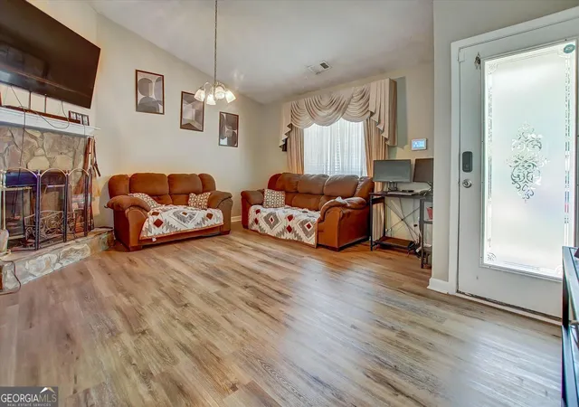 Photo 4 of Single family home for sale at 140 Greenleaf Dr, Hampton, GA 30228 | MLS# 10824832 | Listing updated on 2026-09-28