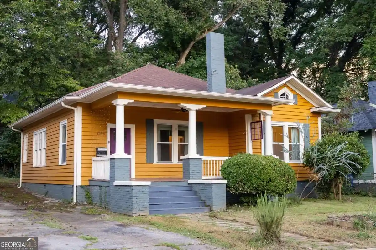 Photo 1 of Sale Pending at 1396 Graham St Sw, Atlanta, GA 30310 | MLS# 10857354 | Listing updated on 2026-10-29