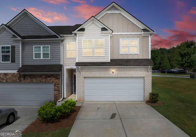 Photo 2 of Townhouse for sale at 300 Stoneybrook Ct, Dahlonega, GA 30533 | MLS# 10807544 | Listing updated on 2026-08-29