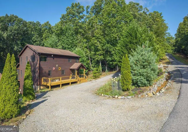 Photo 3 of Single family home for sale at 72 Gibbs Trl, Mineral Bluff, GA 30559 | MLS# 10821426 | Listing updated on 2026-09-16