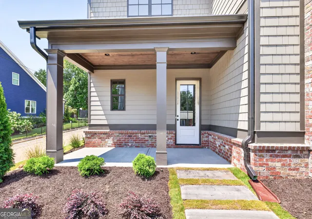 2nd image of 5816 Mitchell St, Flowery Branch, GA 30542 | MLS# 10829395