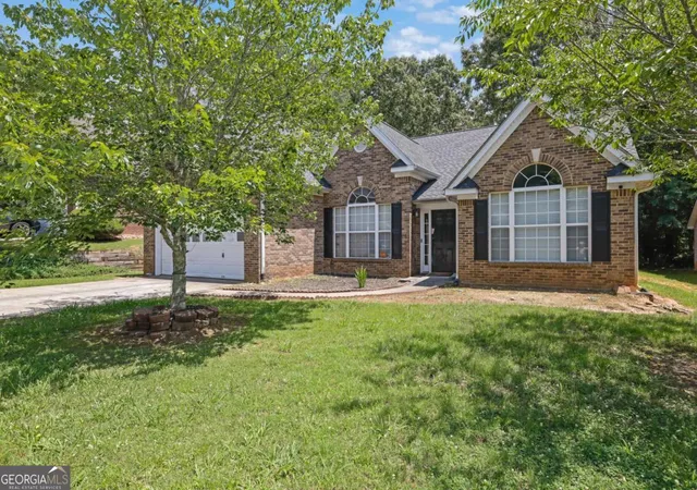 Photo 2 of Single family home for sale at 135 Chandler Ridge Ln, Lawrenceville, GA 30045 | MLS# 10778427 | Listing updated on 2026-09-11